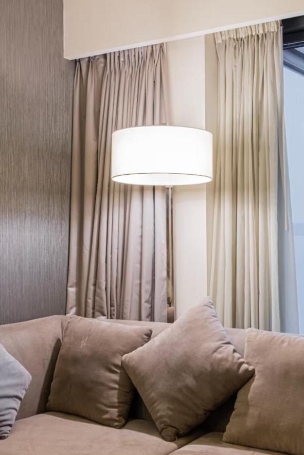 Fivex Paramount 1br Sky * Dubai