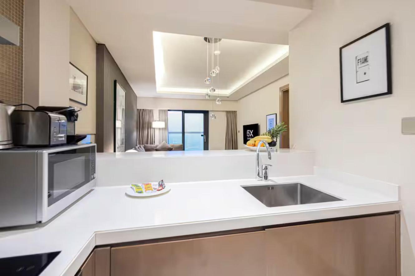 Fivex Paramount 1br Sky * Dubai