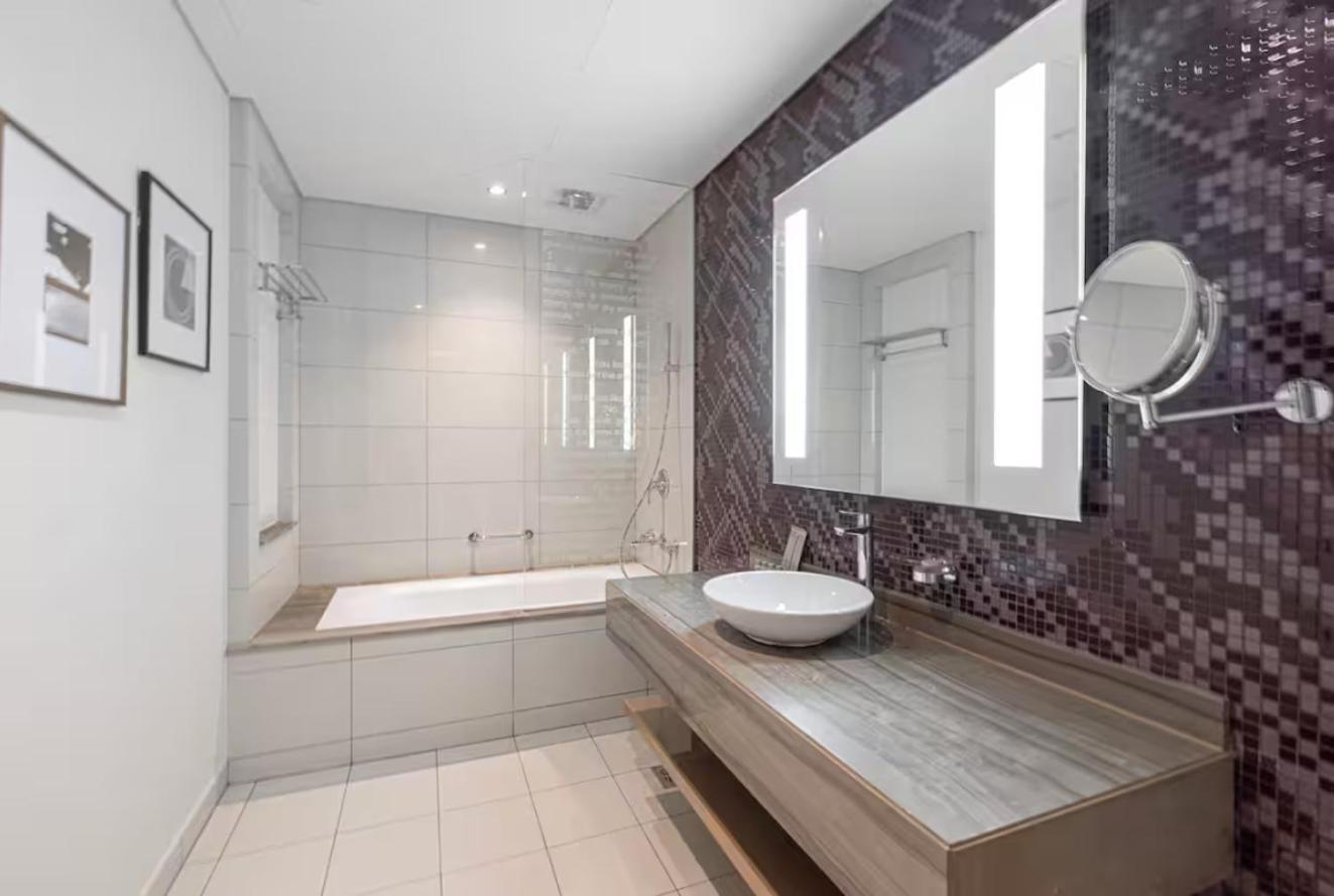 Apartment Fivex Paramount 1br Sky