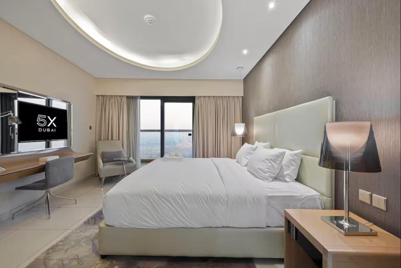 Apartment Fivex Paramount 1br Sky